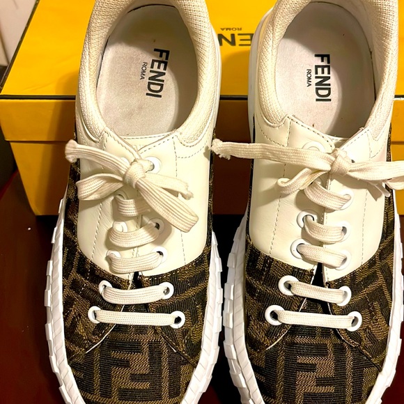 Unisex Authentic Pre-owned Fendi Shoes